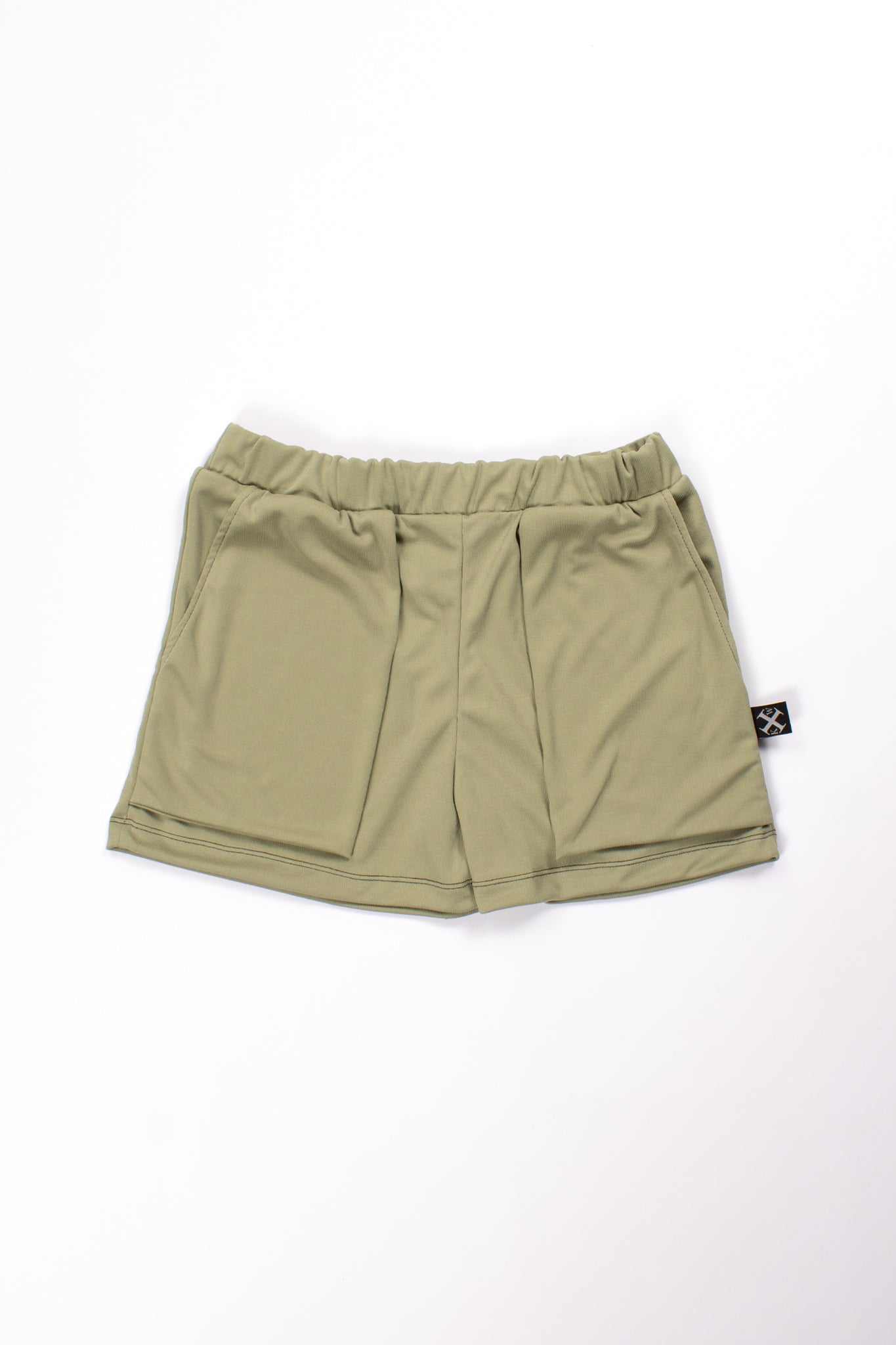 PANTALÓN SHORT MODAL VERDE