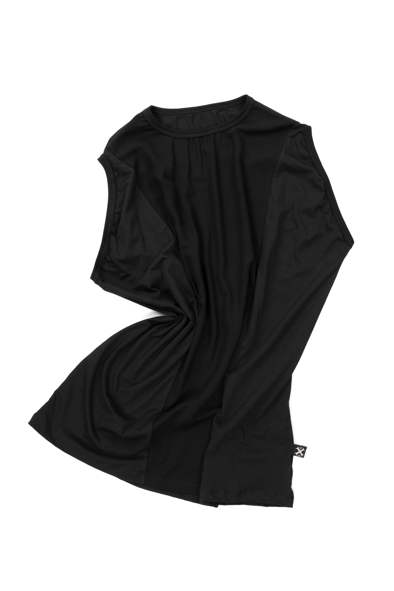 BLACK SLEEVELESS DRESS